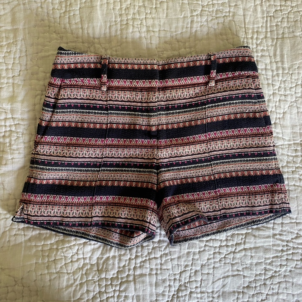 LOFT, the Riviera Short, brocade navy, pink and white stripe size 00